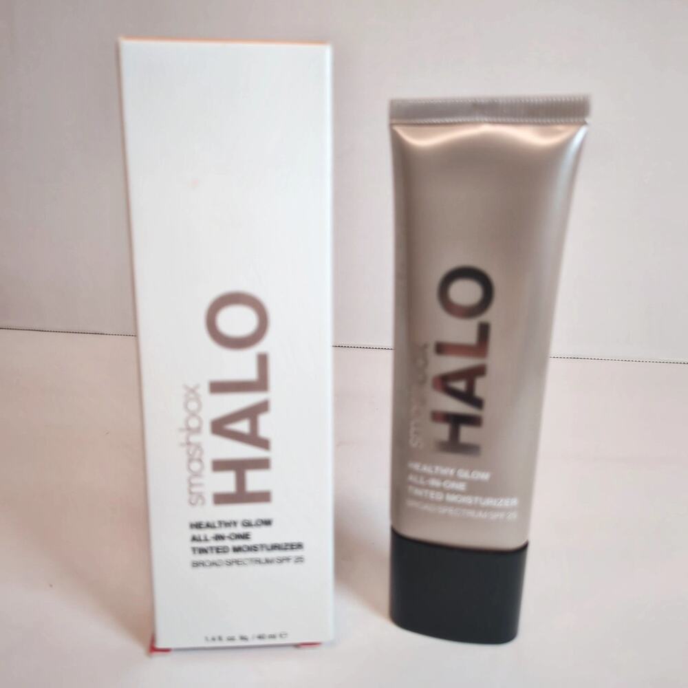 Smashbox Halo Healthy Glow All-In-One Tinted‎ Moisturizer (Light Neutral) New